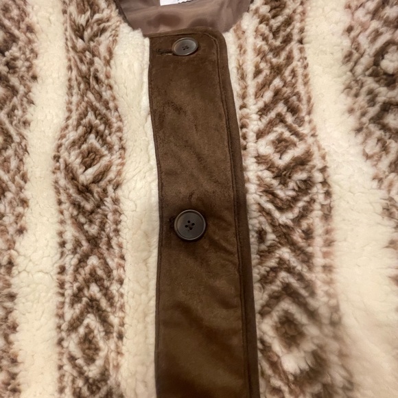 Colorado Sherpa jacket! Cream and chocolate ! This jacket is gorgeous ! L - Picture 6 of 8